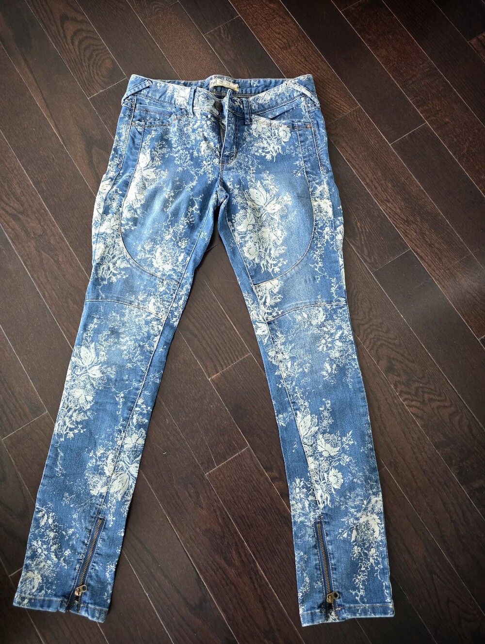 Floral Print Blue Denim Zip Hem Jeans